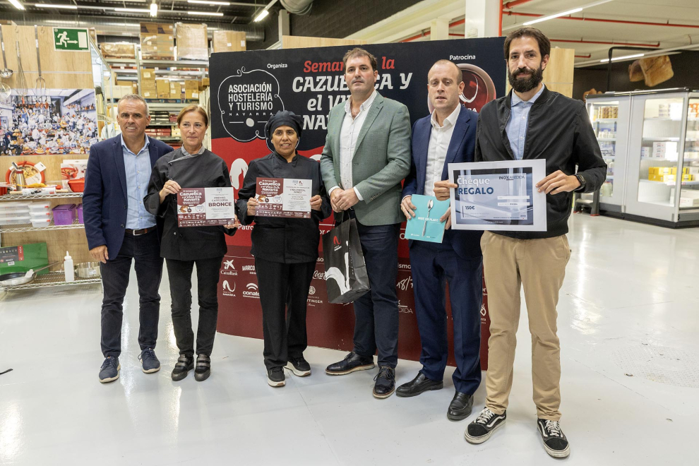 Premio bronce a la cazuelica La corraliza de chicha de la Huerta de Chicha. Es un guisado de pollo con chips e maiz y flores